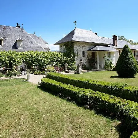 Les Saints Peres 3* Montagnole